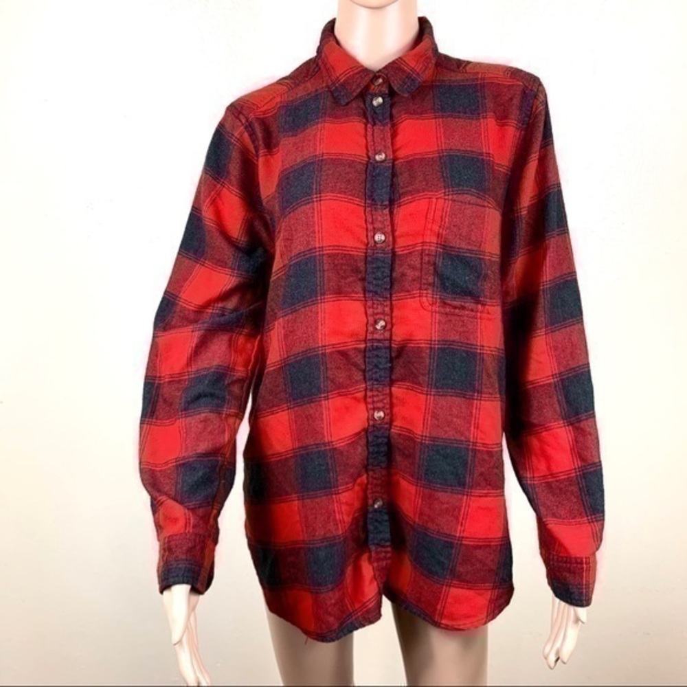 American Eagle 🦅 women’s shirt buttons up Sz L